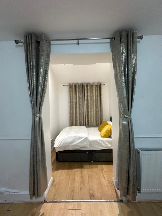 Keedonwood Road Bromley, Rooms With Free Wifi Extérieur photo