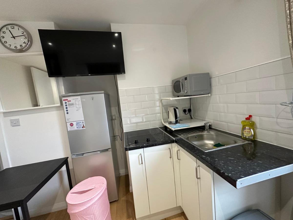 Keedonwood Road Bromley, Rooms With Free Wifi Extérieur photo